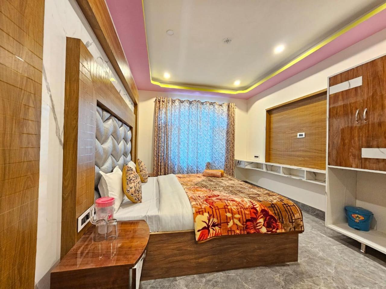 Maharastra Bhavan Atithi Grah Naimisharanya Buitenkant foto